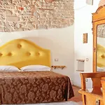 Sermolli Hotel