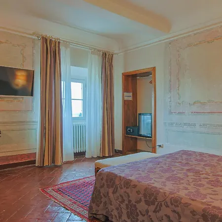 Sermolli Hotel